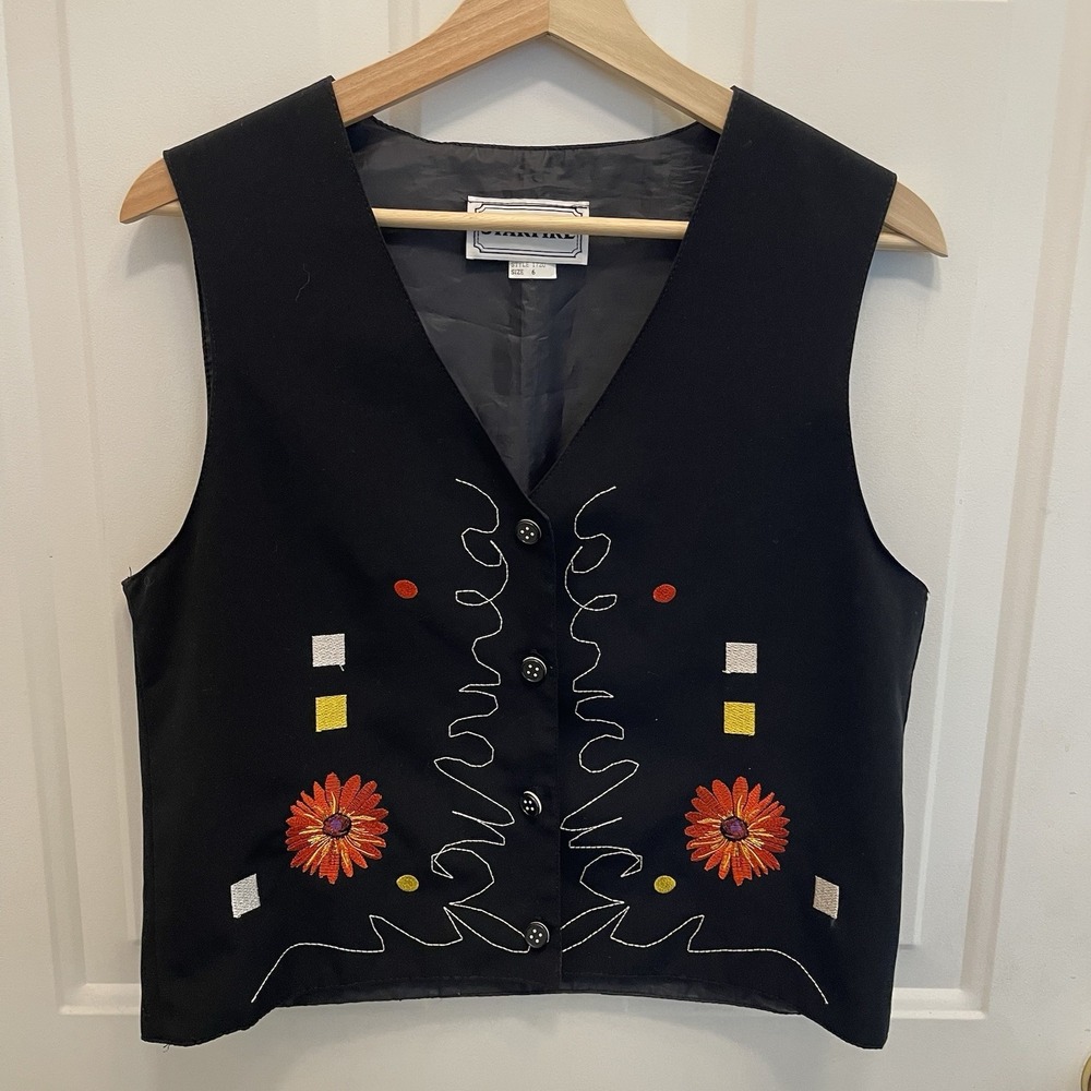 Vintage Starfire Black Floral Embroidered Button Front Vest Size 6 USA Art